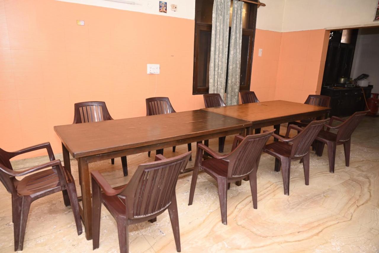 Sarva Darshan Ashram Hotel Haridwār Екстериор снимка