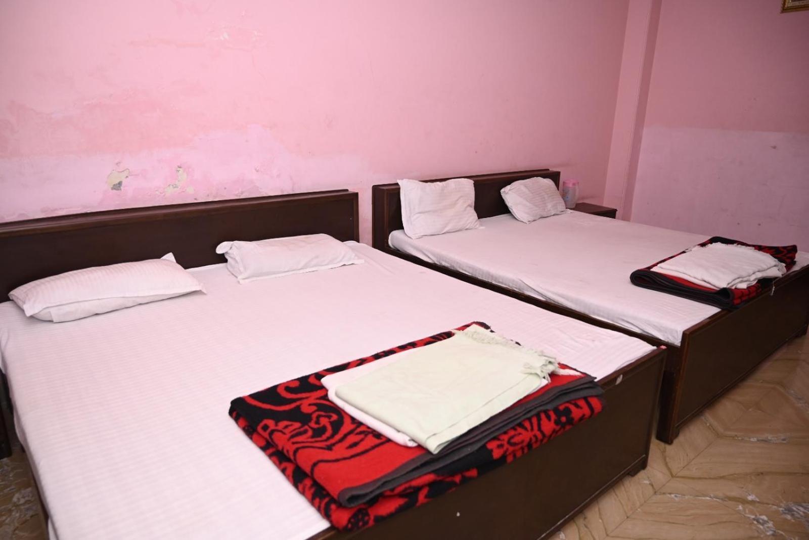 Sarva Darshan Ashram Hotel Haridwār Екстериор снимка