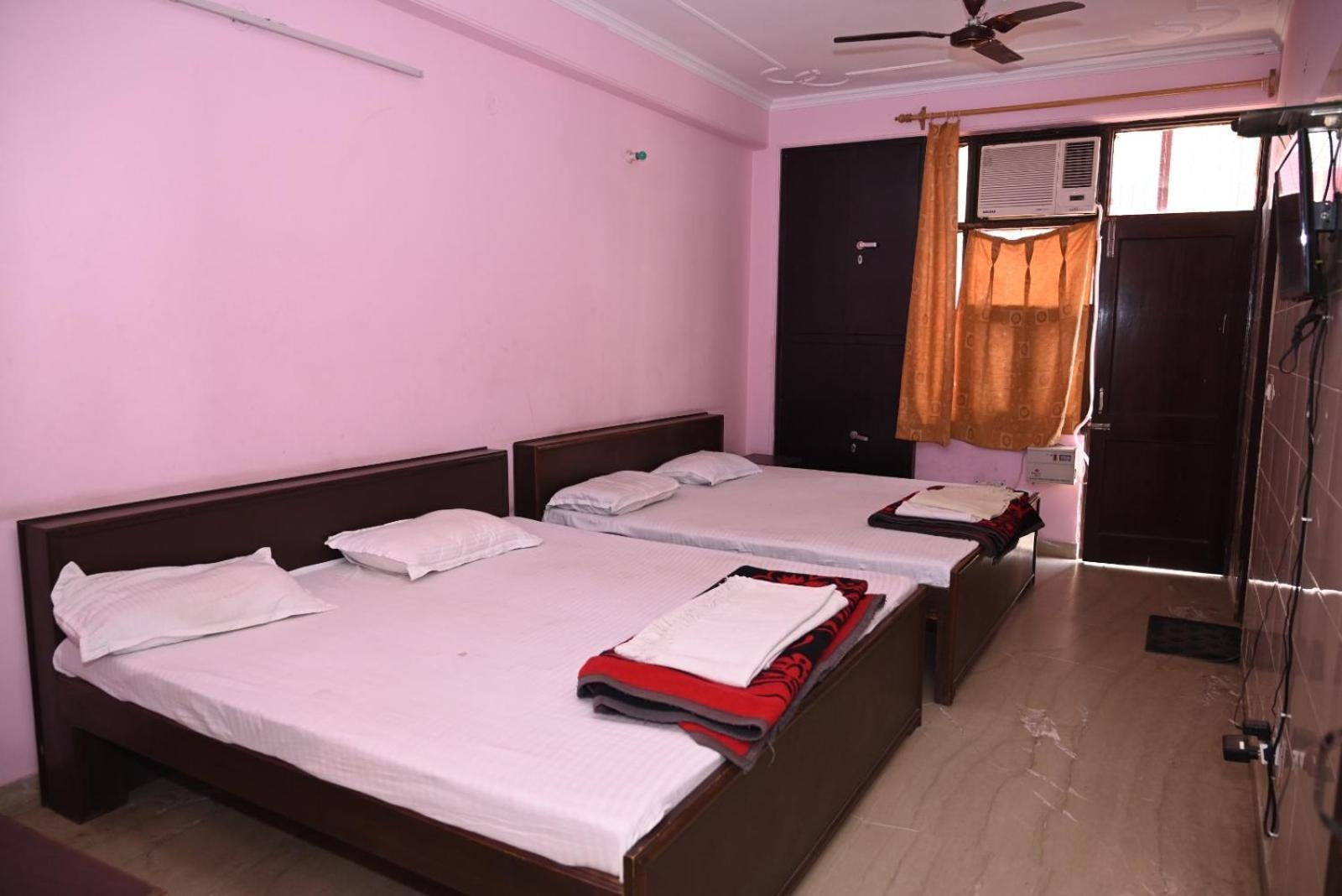 Sarva Darshan Ashram Hotel Haridwār Екстериор снимка